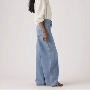 Levi's XL Sraight 23 x 31 Medium Blue Flare Jeans Gorgeous